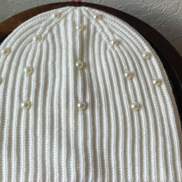 Kate Spade: French Cream Faux Pearl Beanie Hat- winter-one size - Picture 4 of 16